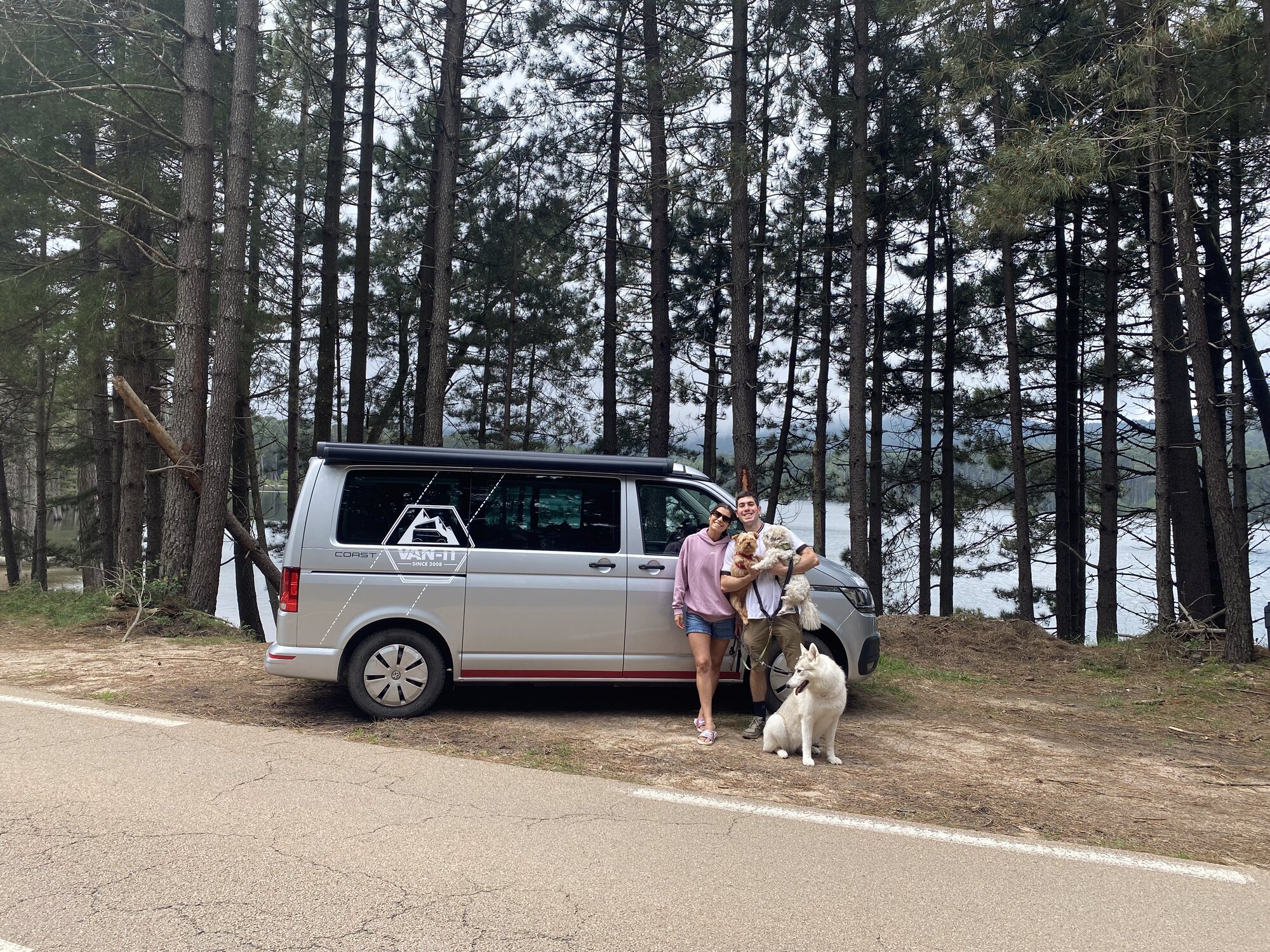 La furgo y los perros